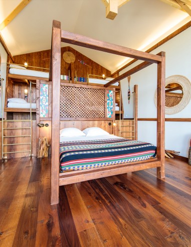 Une nuit face aux ibis rouges au...